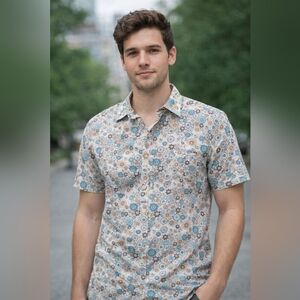 Tilley Endurables Canada Camp Shirt Hawiian Floral Short Sleeve Button Up Cream